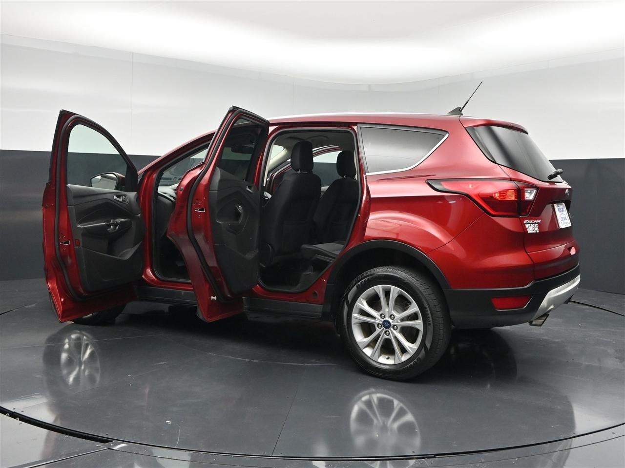 Ford Escape SE FWD 2019