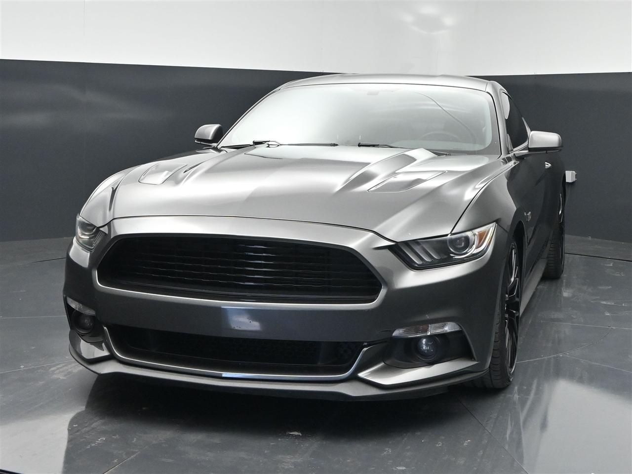 Ford Mustang GT Premium Coupe 2017