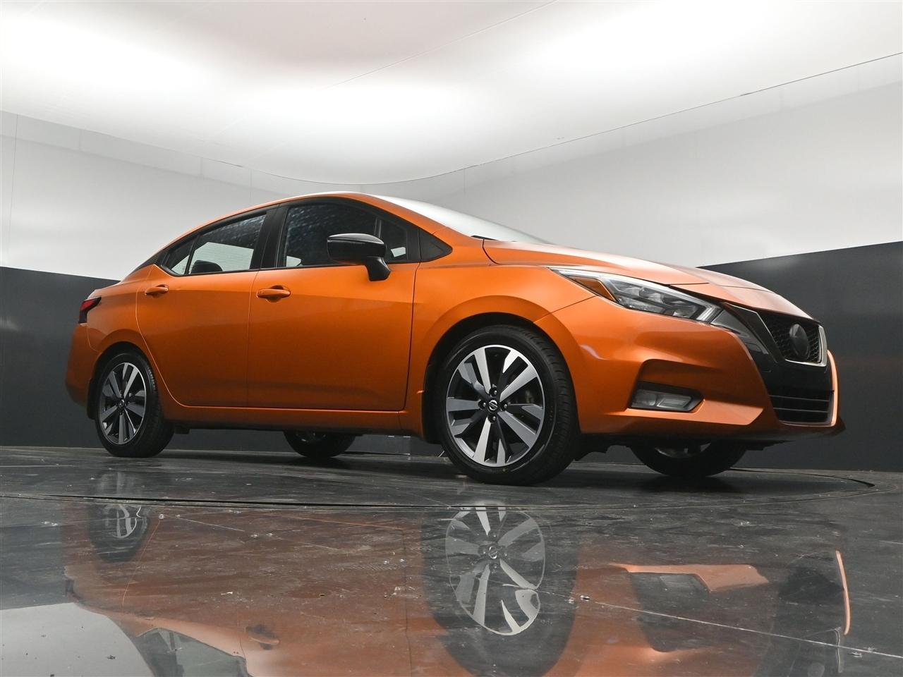 Nissan Versa SR 2021