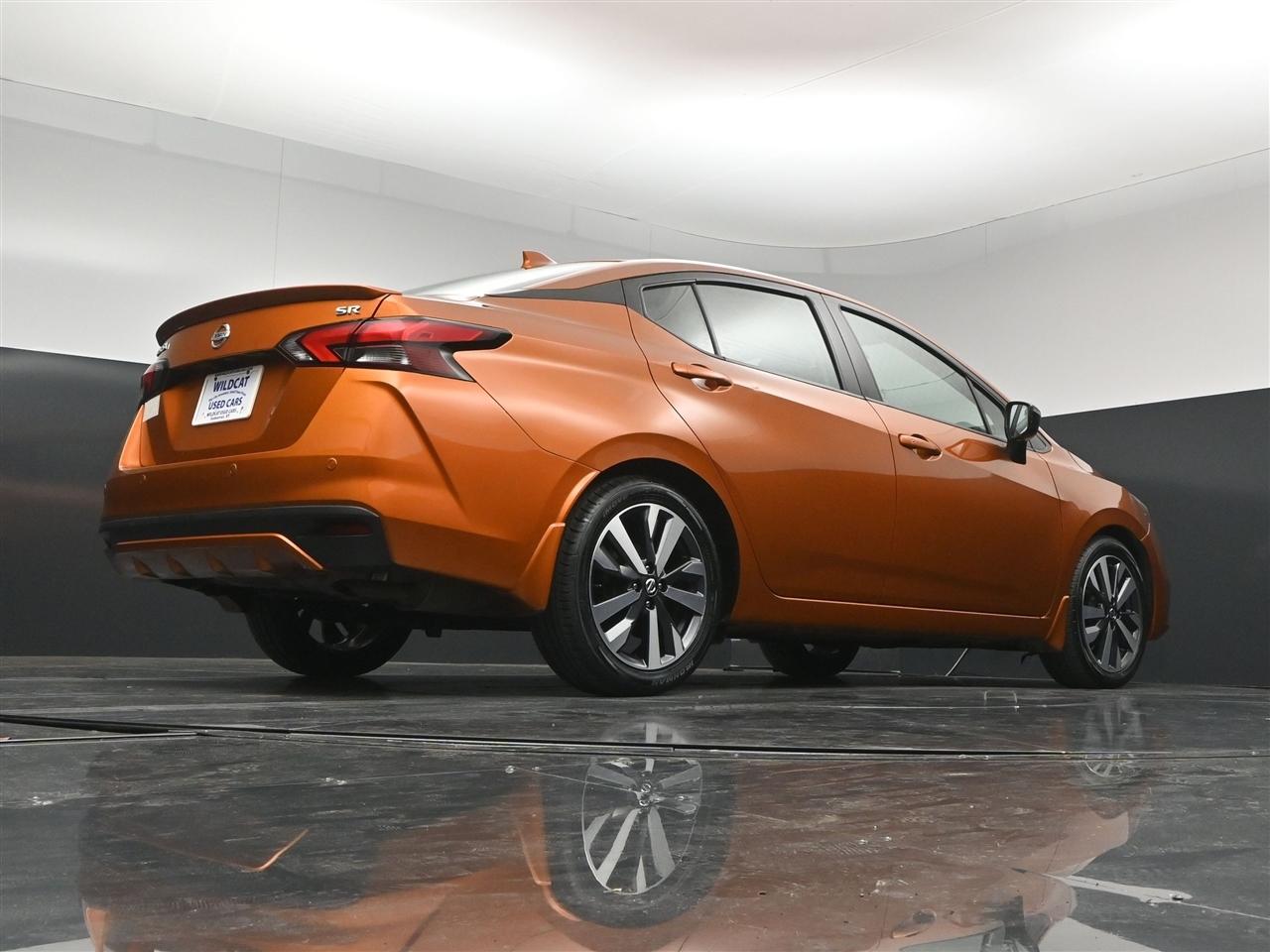 Nissan Versa SR 2021