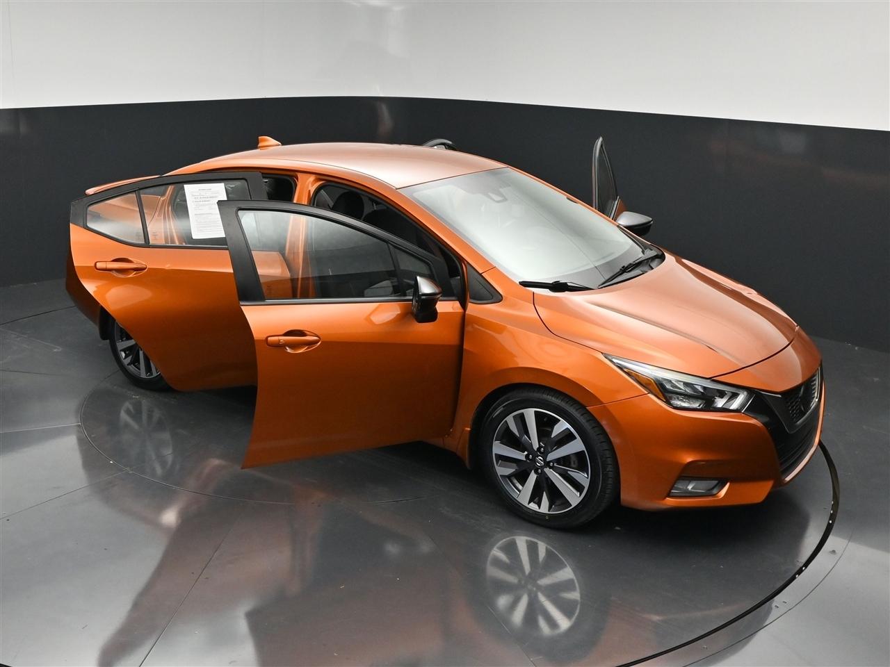 Nissan Versa SR 2021