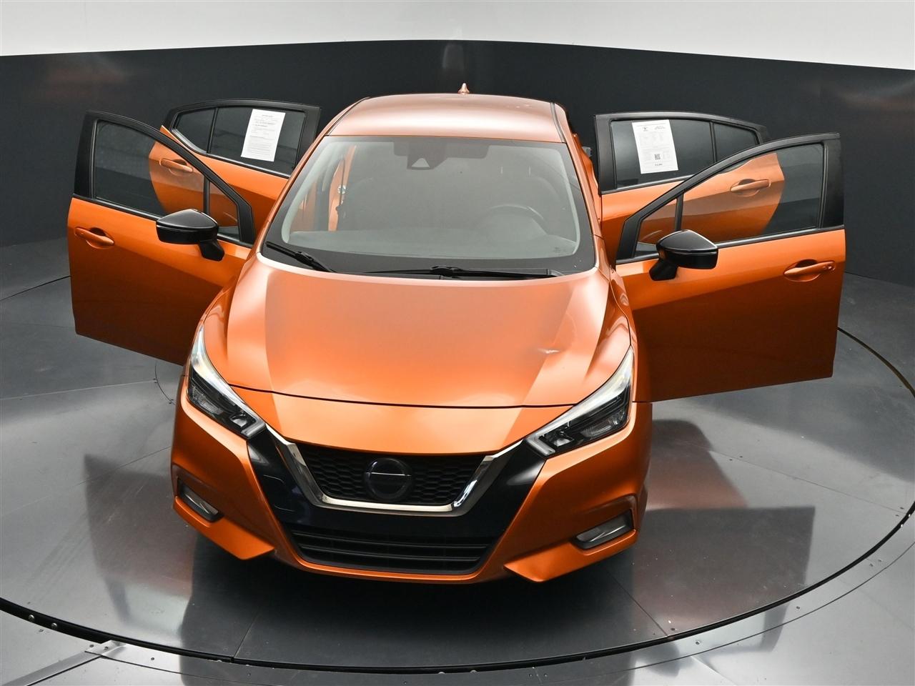 Nissan Versa SR 2021