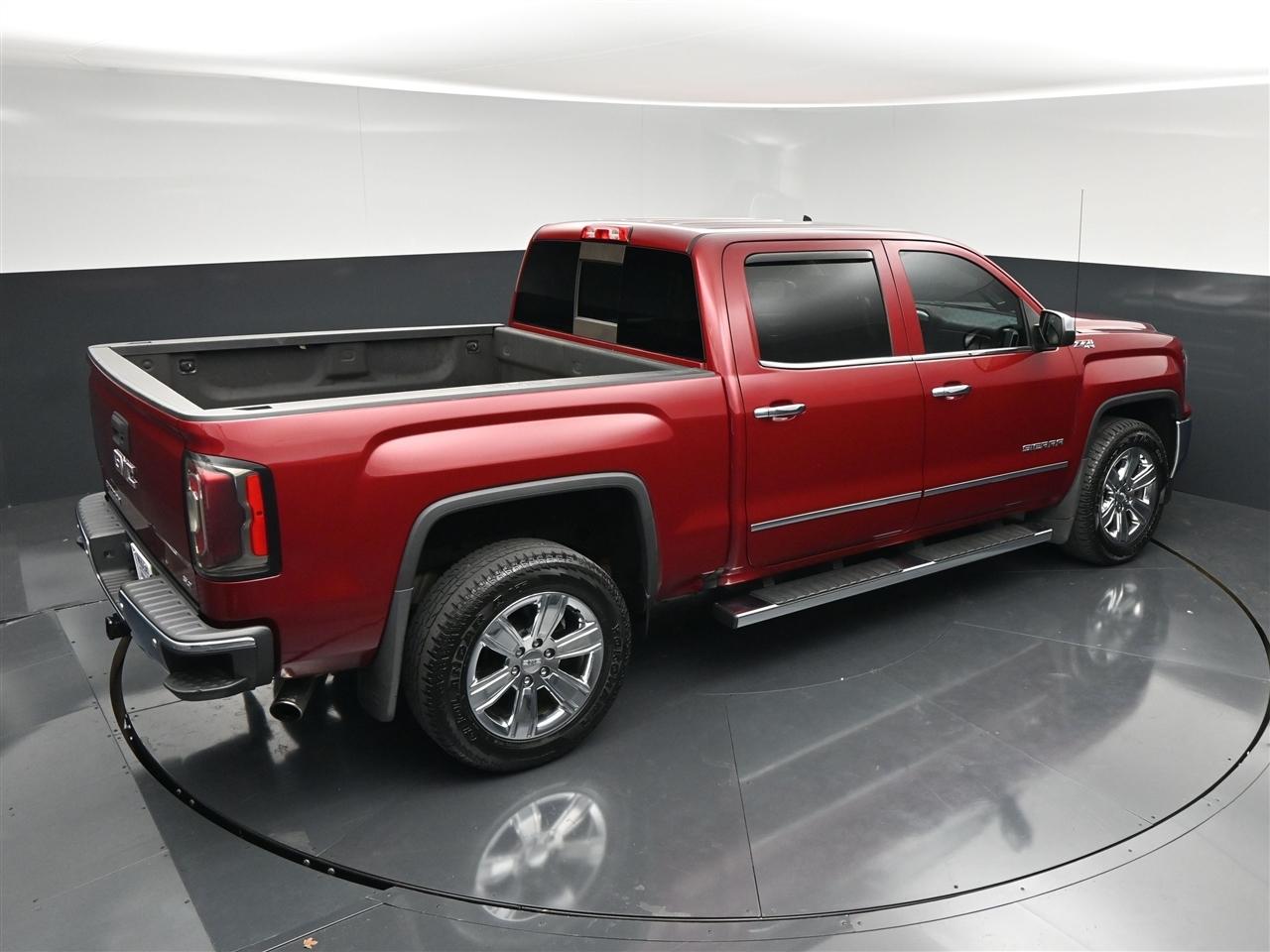 GMC Sierra 1500 SLT Crew Cab Long Box 4WD 2018