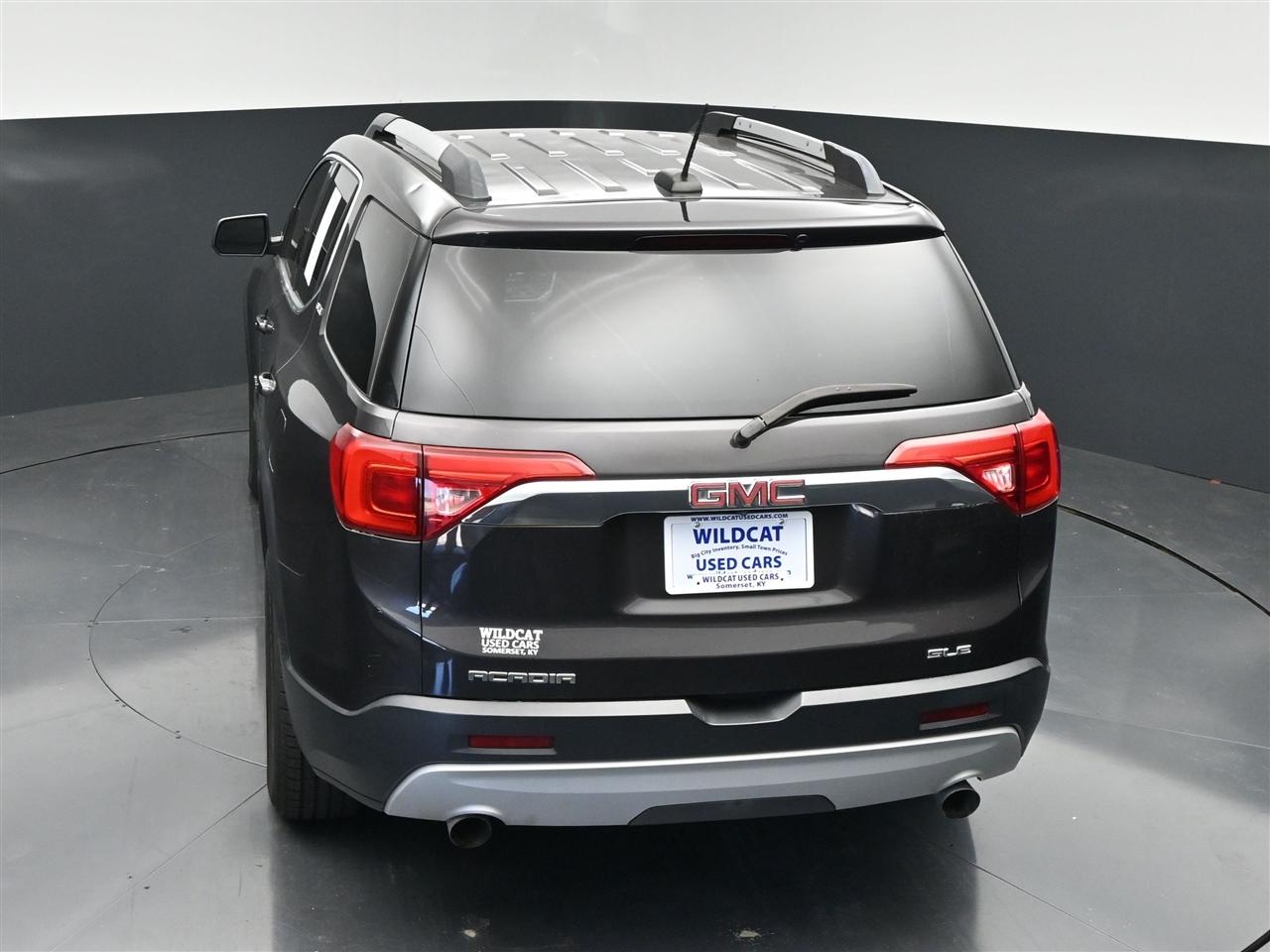 GMC Acadia SLE-2 FWD 2017