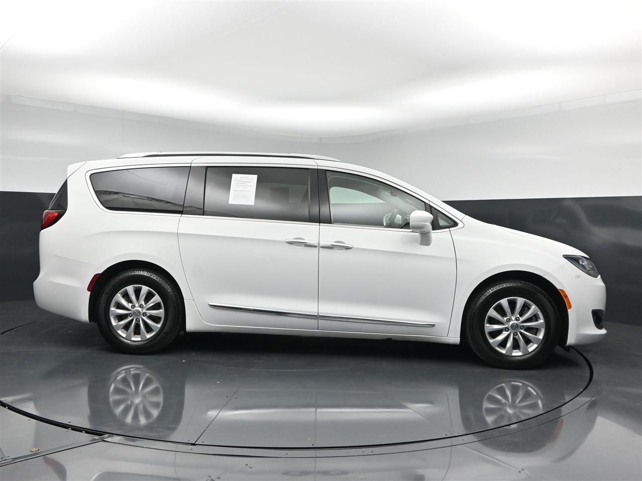 Chrysler Pacifica Touring-L 2018