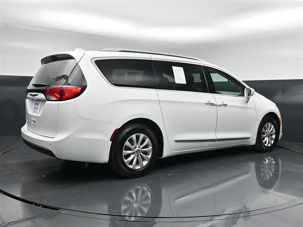 Chrysler Pacifica Touring-L 2018