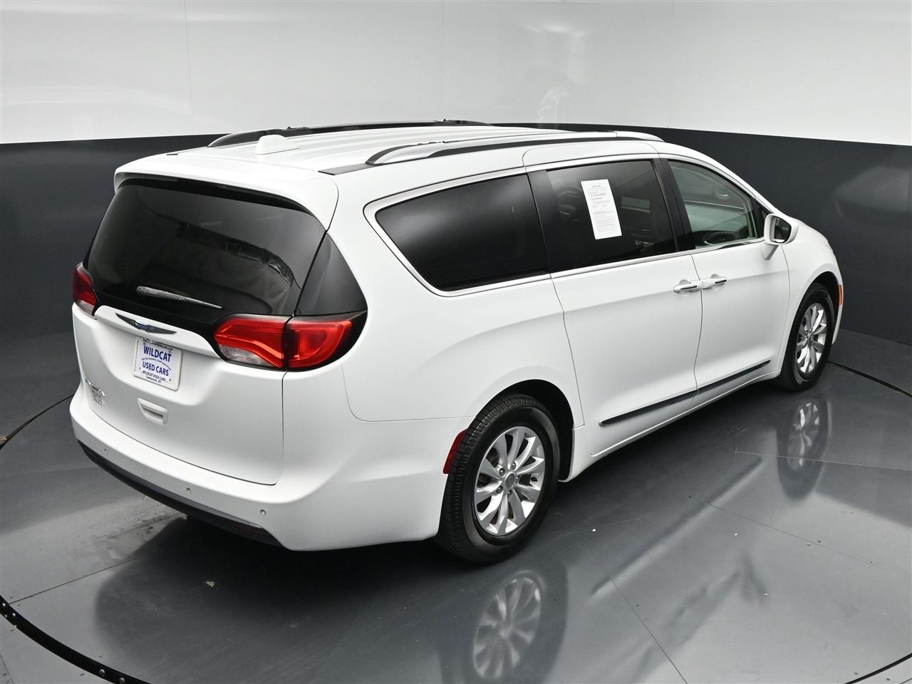 Chrysler Pacifica Touring-L 2018
