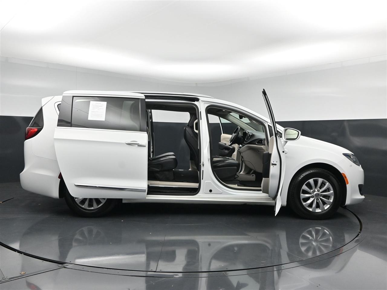 Chrysler Pacifica Touring-L 2018