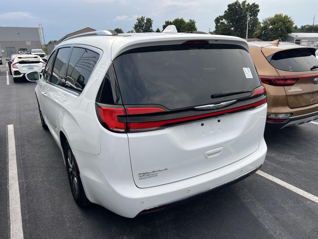 Chrysler Pacifica Touring-L 2021
