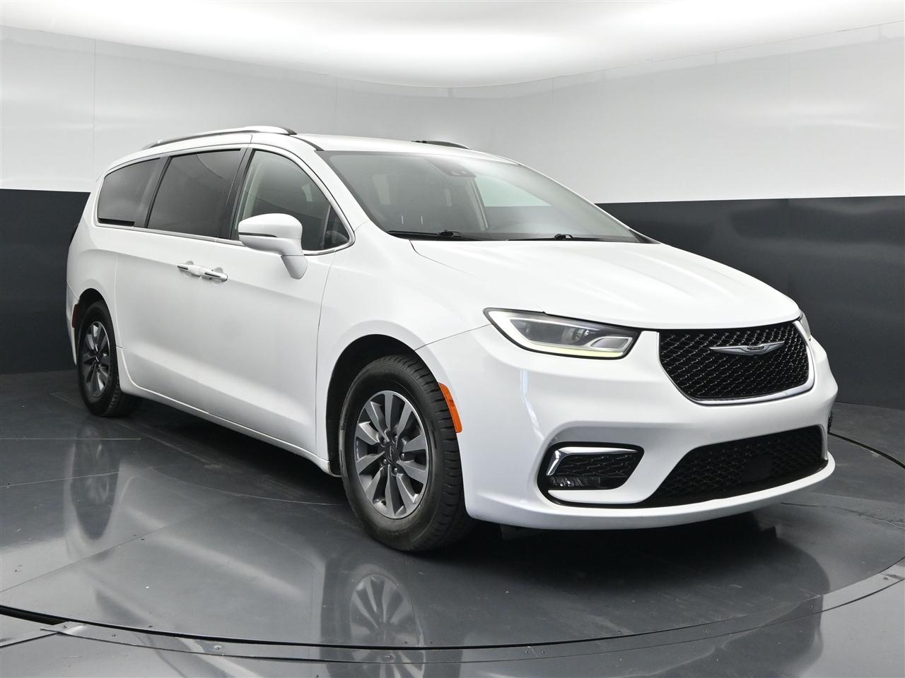 Chrysler Pacifica Touring-L 2021
