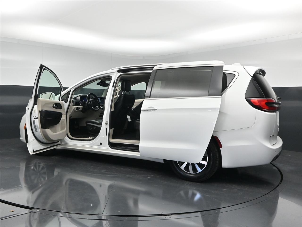 Chrysler Pacifica Touring-L 2021