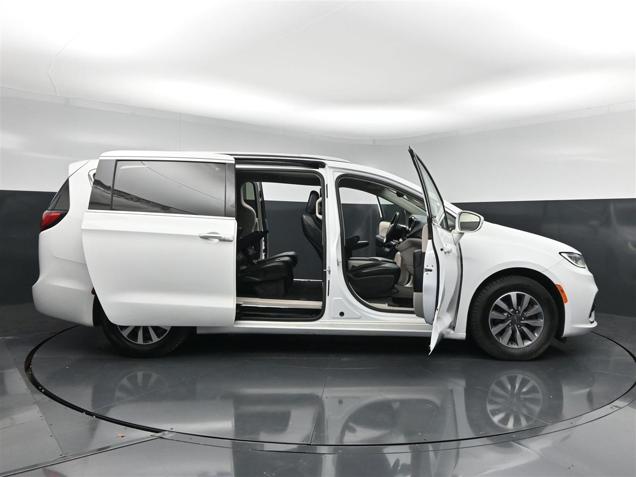 Chrysler Pacifica Touring-L 2021