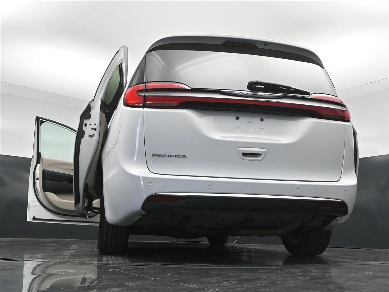 Chrysler Pacifica Touring-L 2021