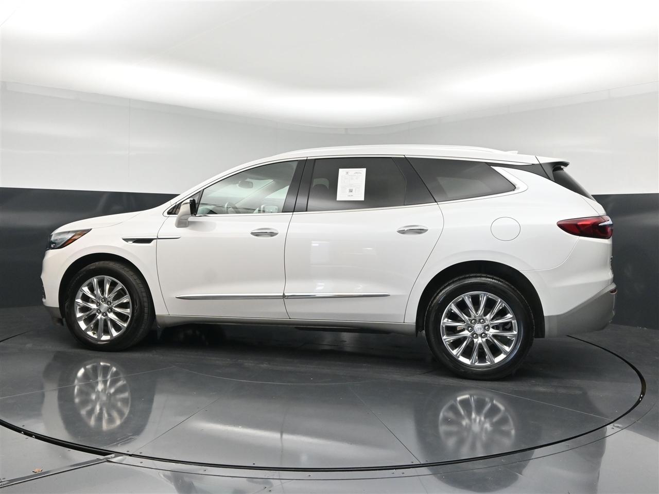 Buick Enclave Essence AWD 2021