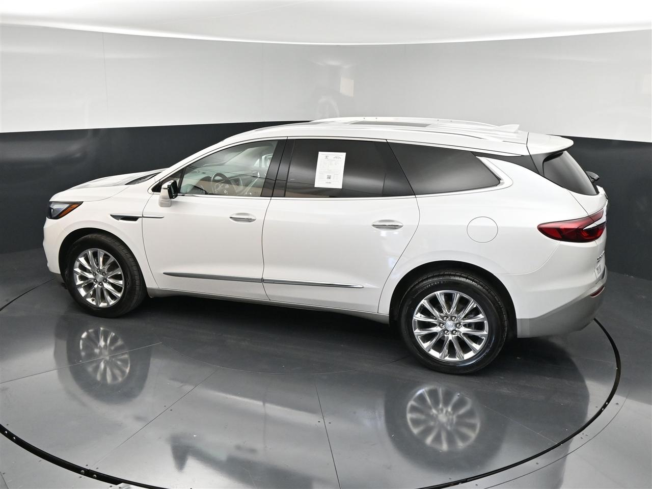 Buick Enclave Essence AWD 2021