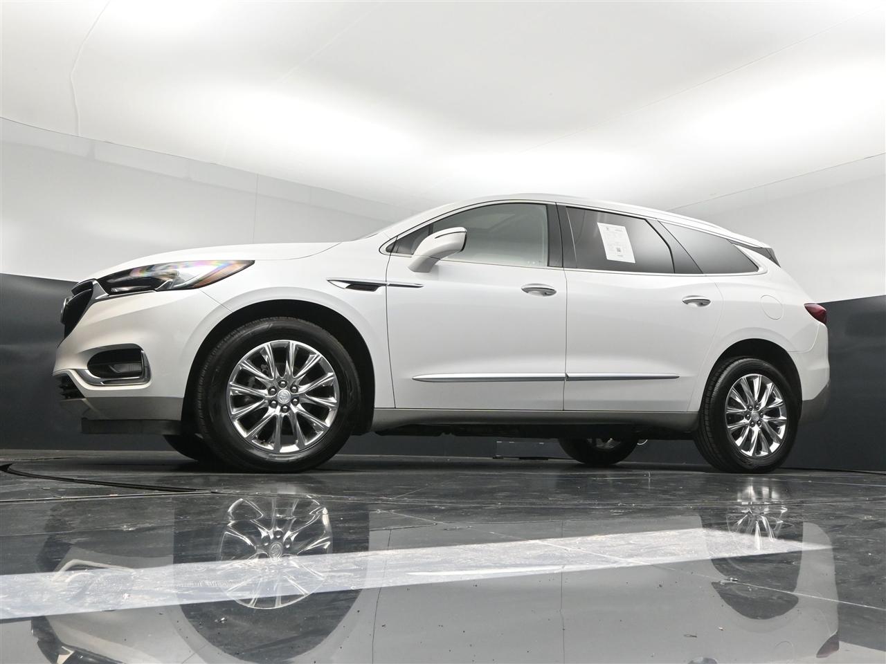 Buick Enclave Essence AWD 2021