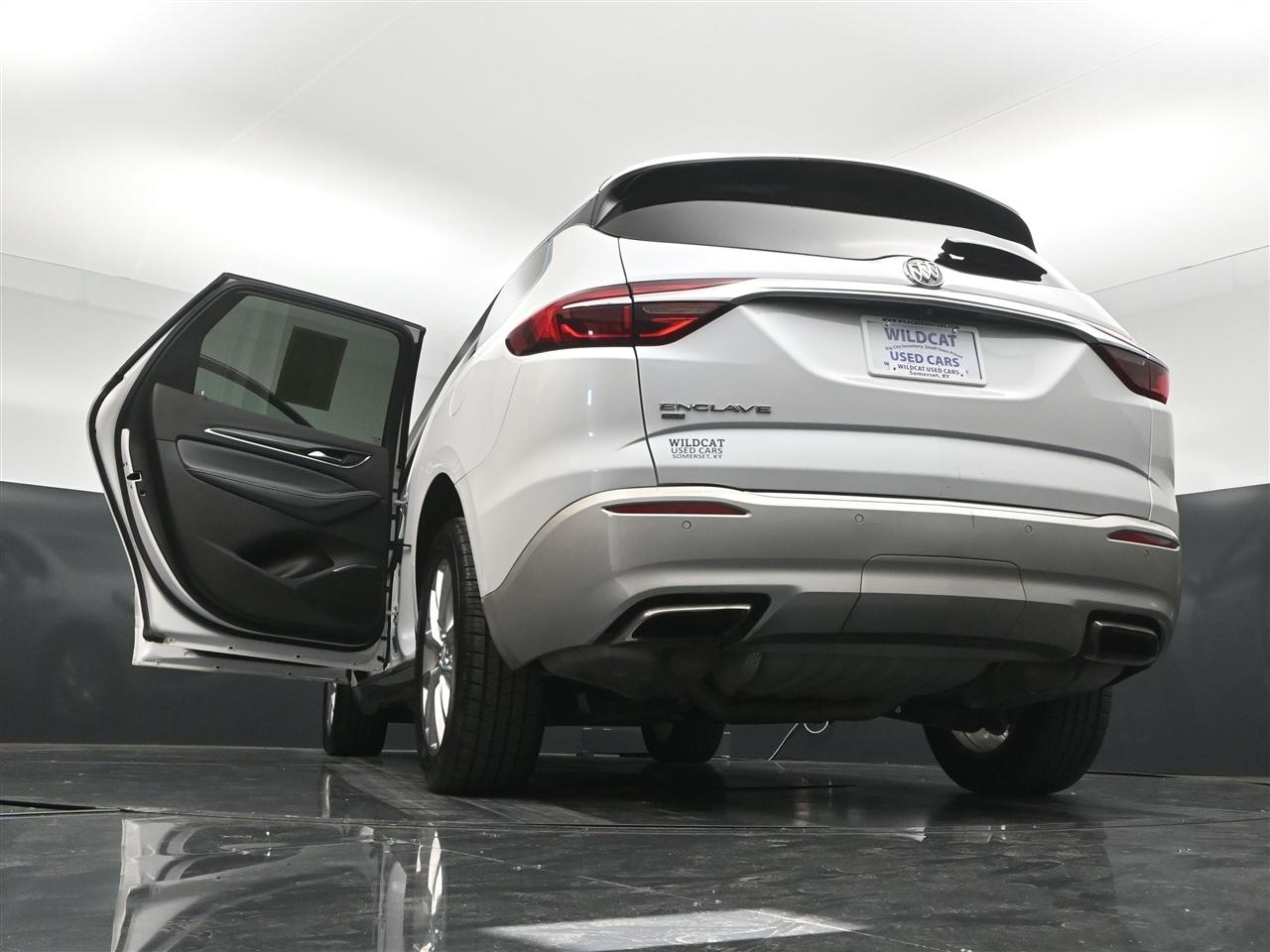 Buick Enclave Essence AWD 2021