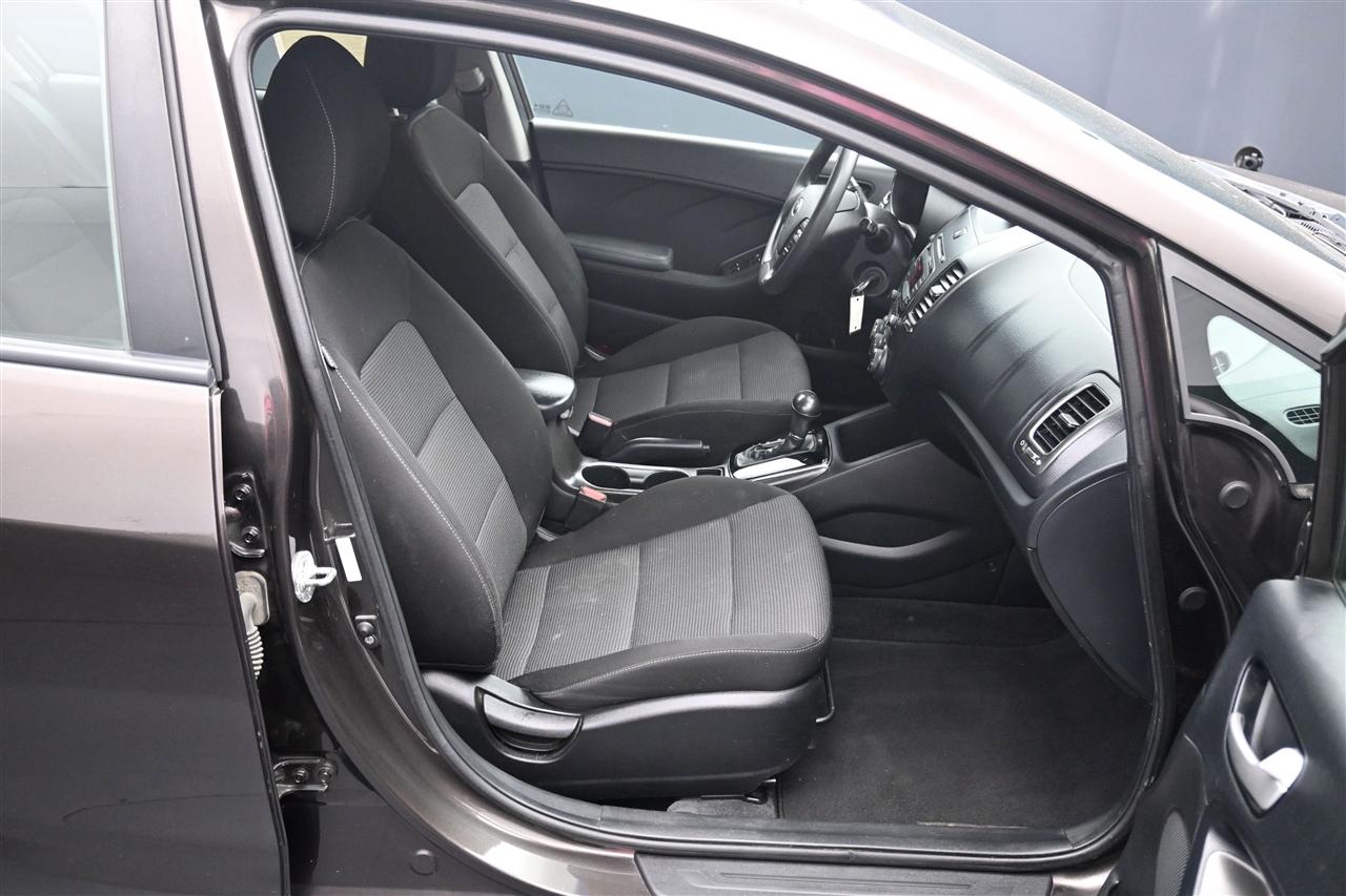 Kia Forte LX 6A 2018