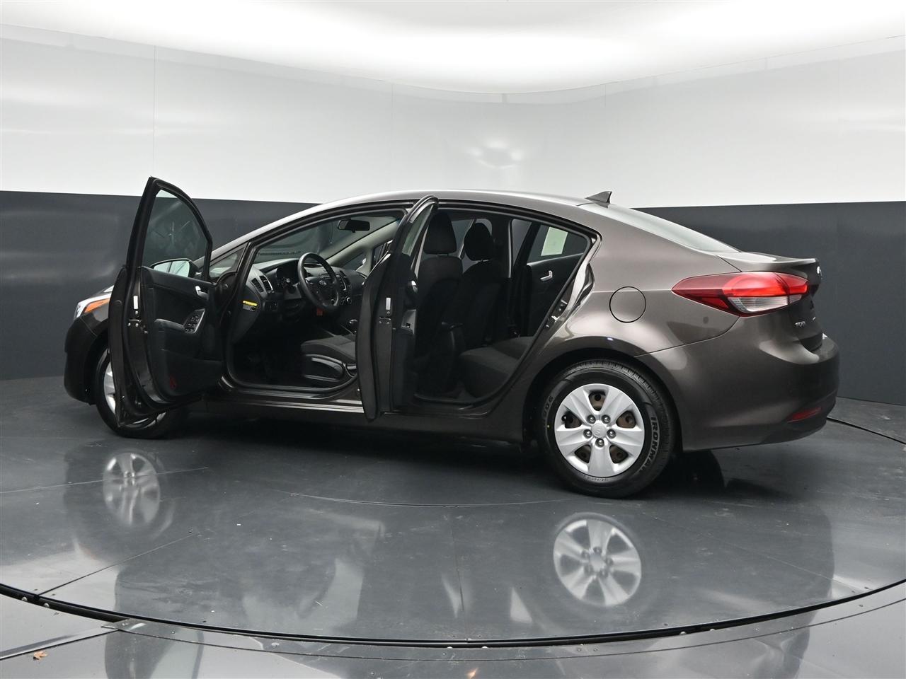 Kia Forte LX 6A 2018