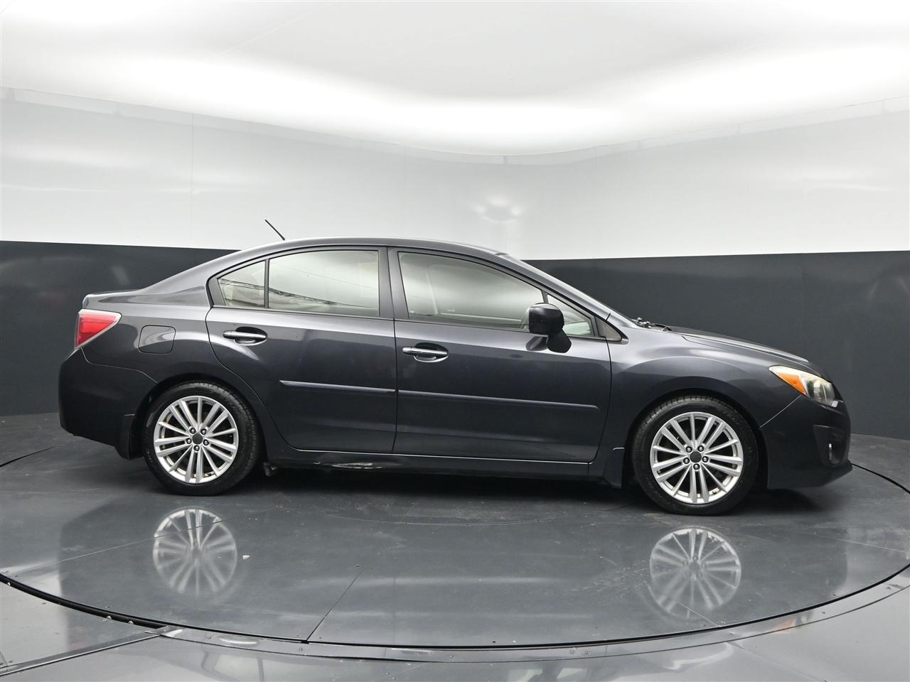 Subaru Impreza Limited 4-Door+S/R 2013