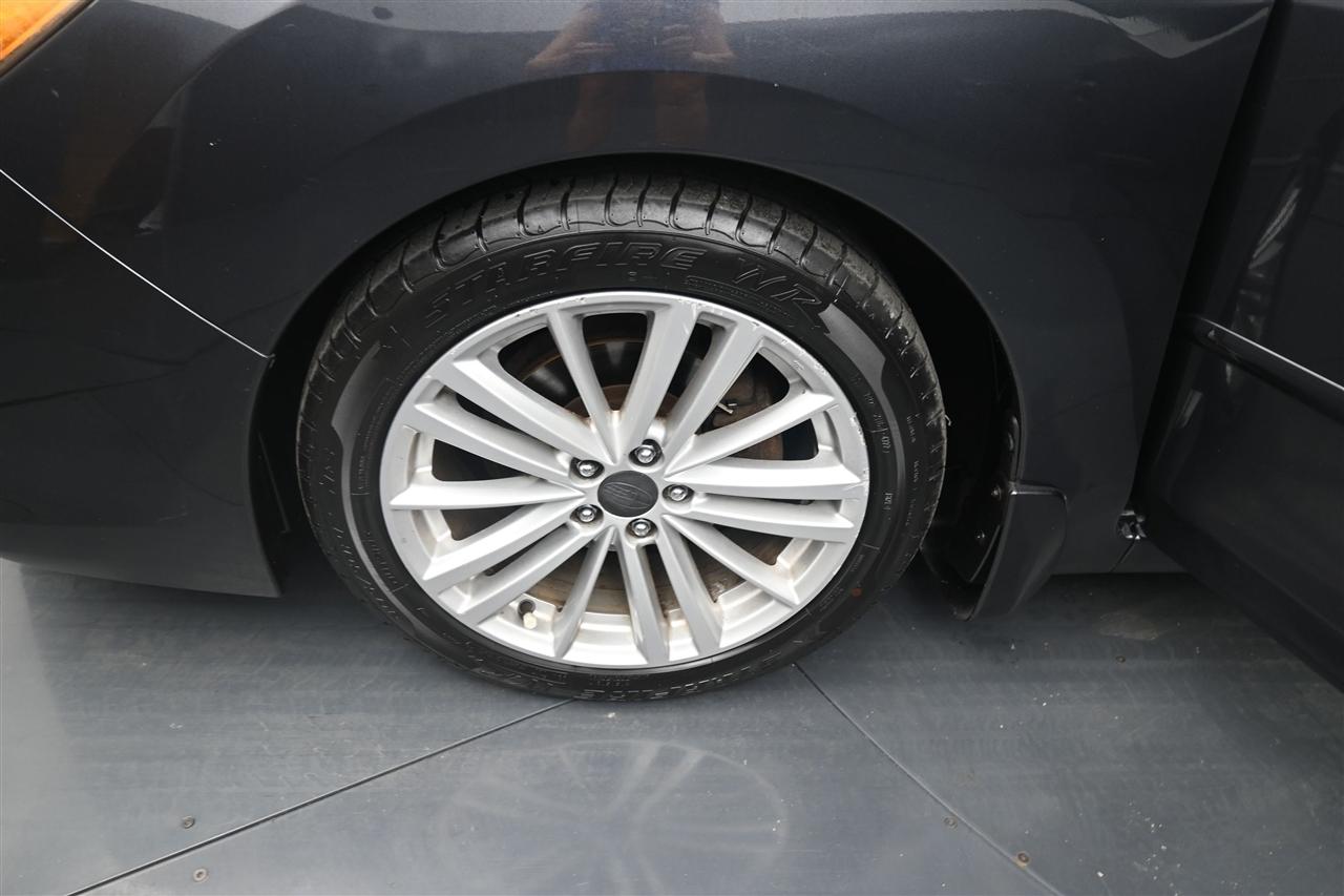 Subaru Impreza Limited 4-Door+S/R 2013