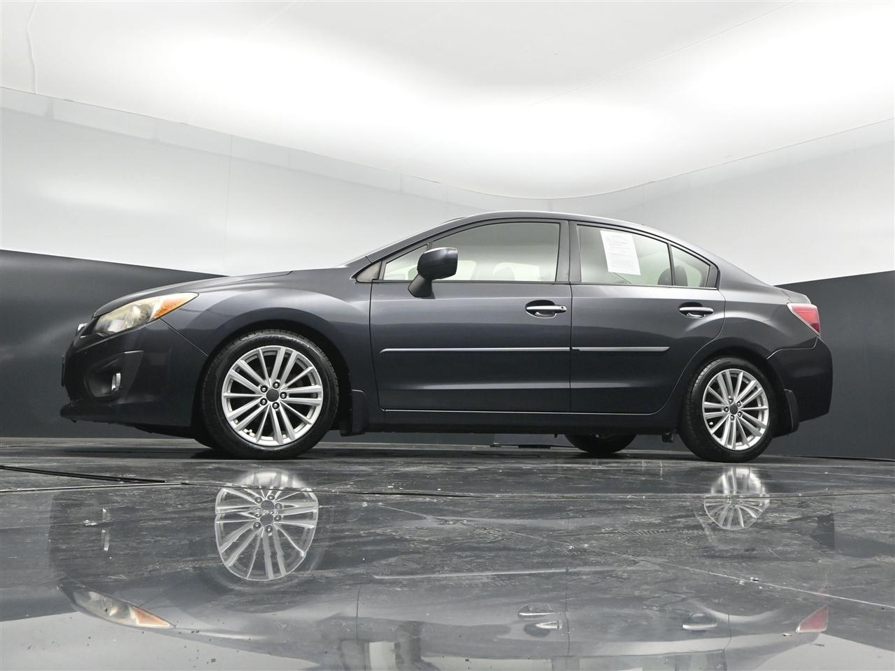 Subaru Impreza Limited 4-Door+S/R 2013