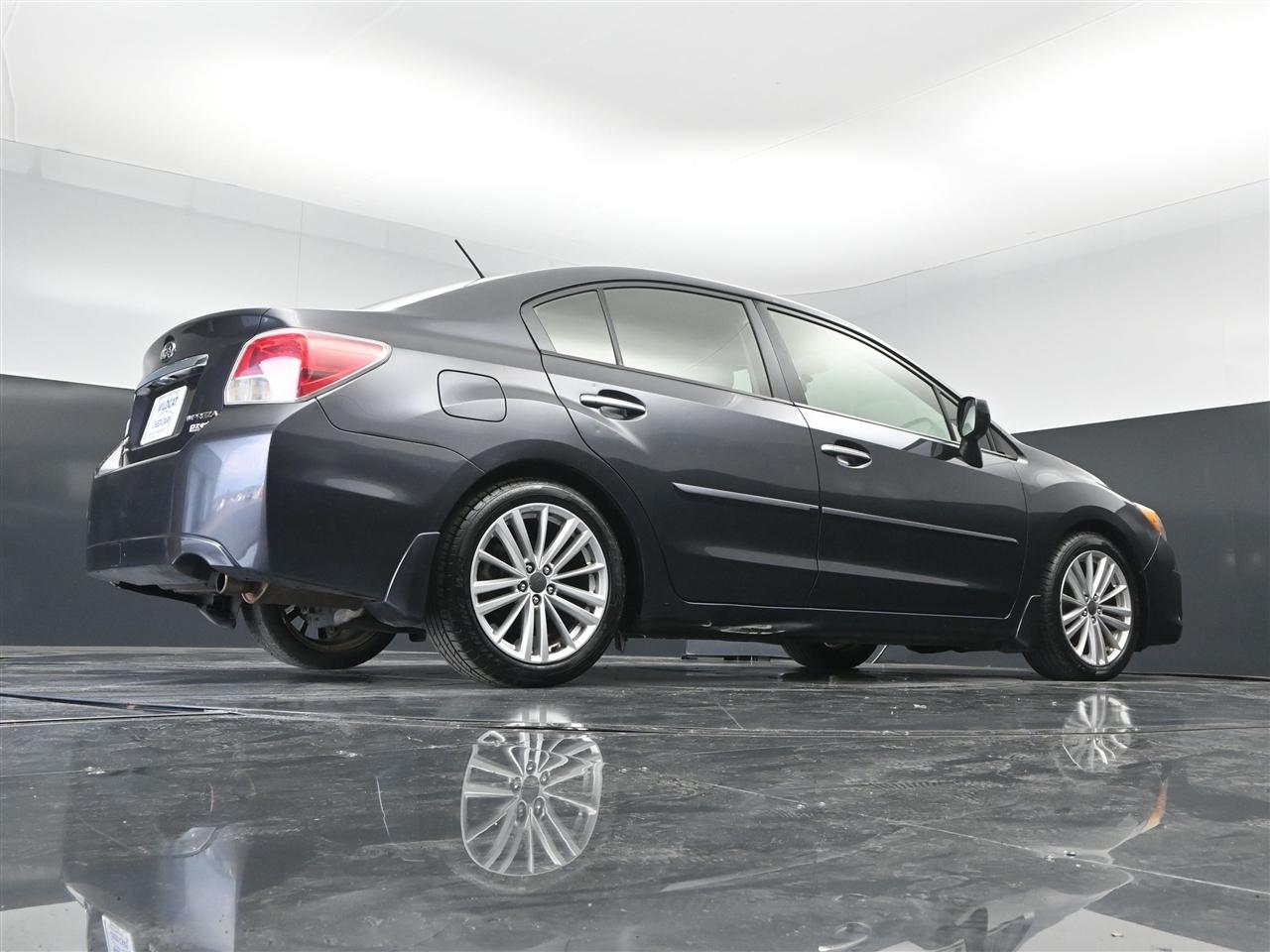 Subaru Impreza Limited 4-Door+S/R 2013