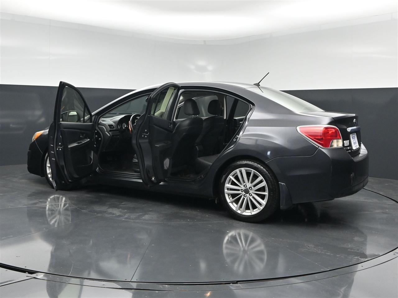 Subaru Impreza Limited 4-Door+S/R 2013