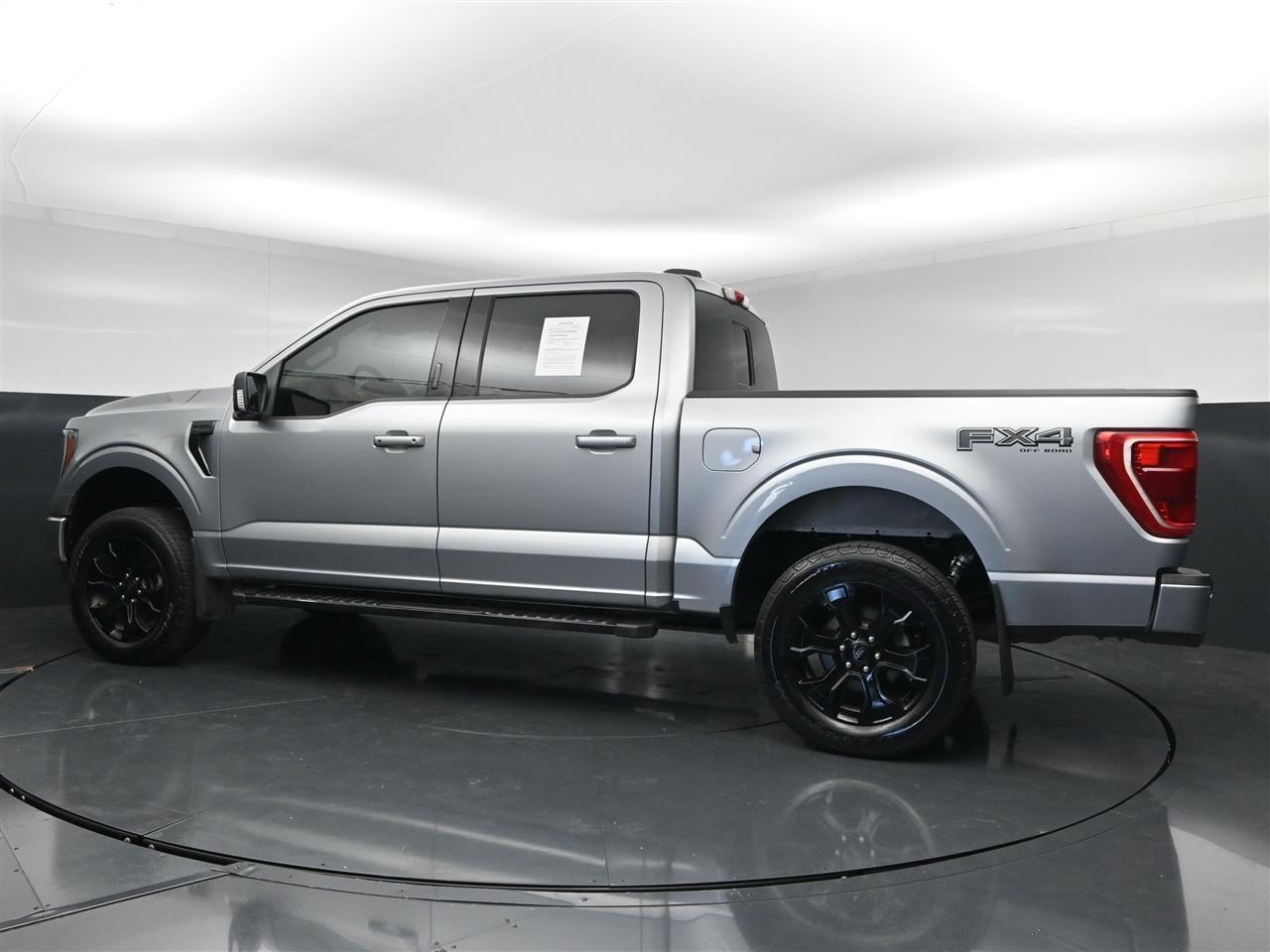 Ford F-150 XLT SuperCrew 5.5-ft. Bed 4WD 2022