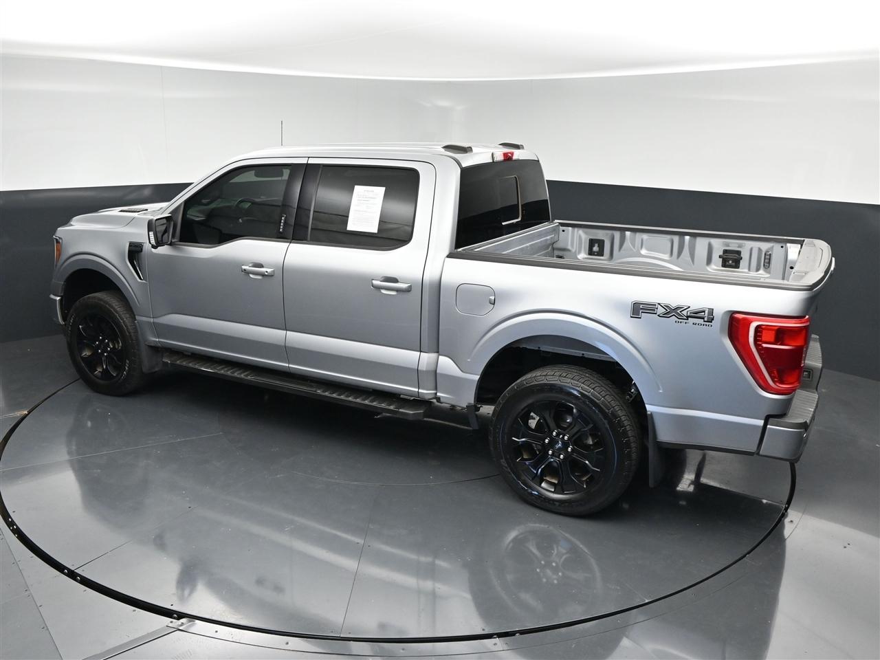 Ford F-150 XLT SuperCrew 5.5-ft. Bed 4WD 2022