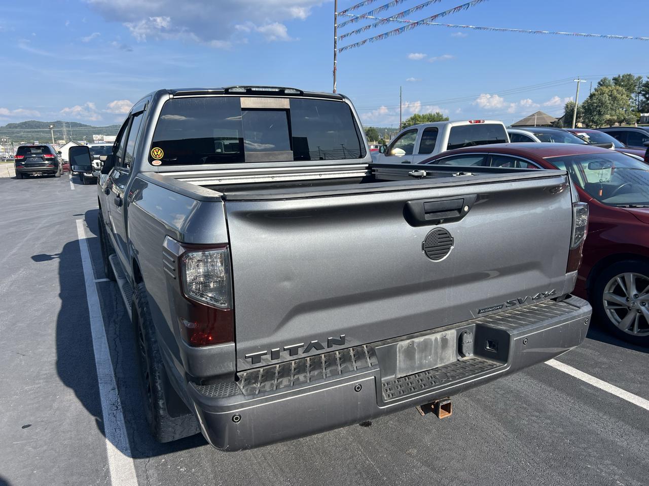 Nissan Titan SV Crew Cab 4WD 2018