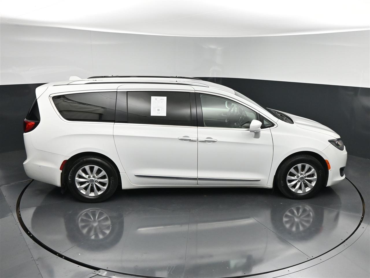 Chrysler Pacifica Touring-L 2018
