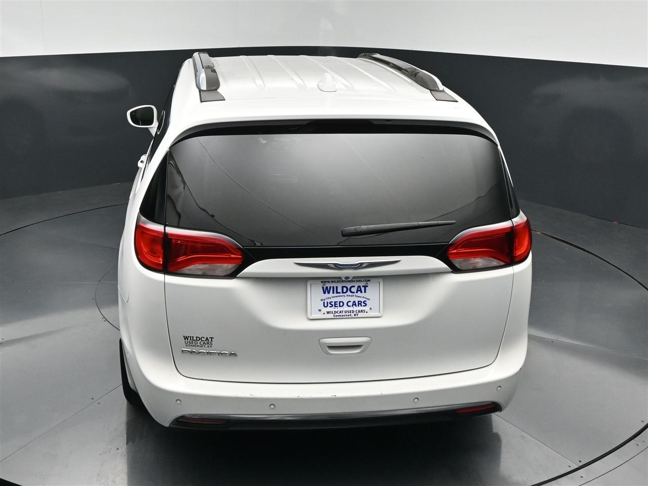 Chrysler Pacifica Touring-L 2018