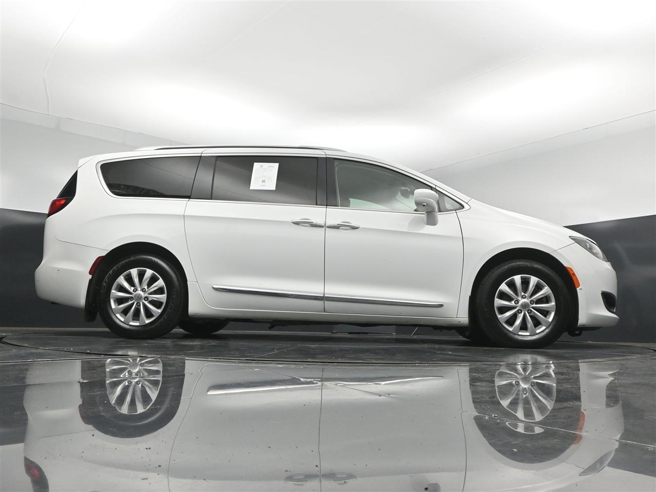 Chrysler Pacifica Touring-L 2018