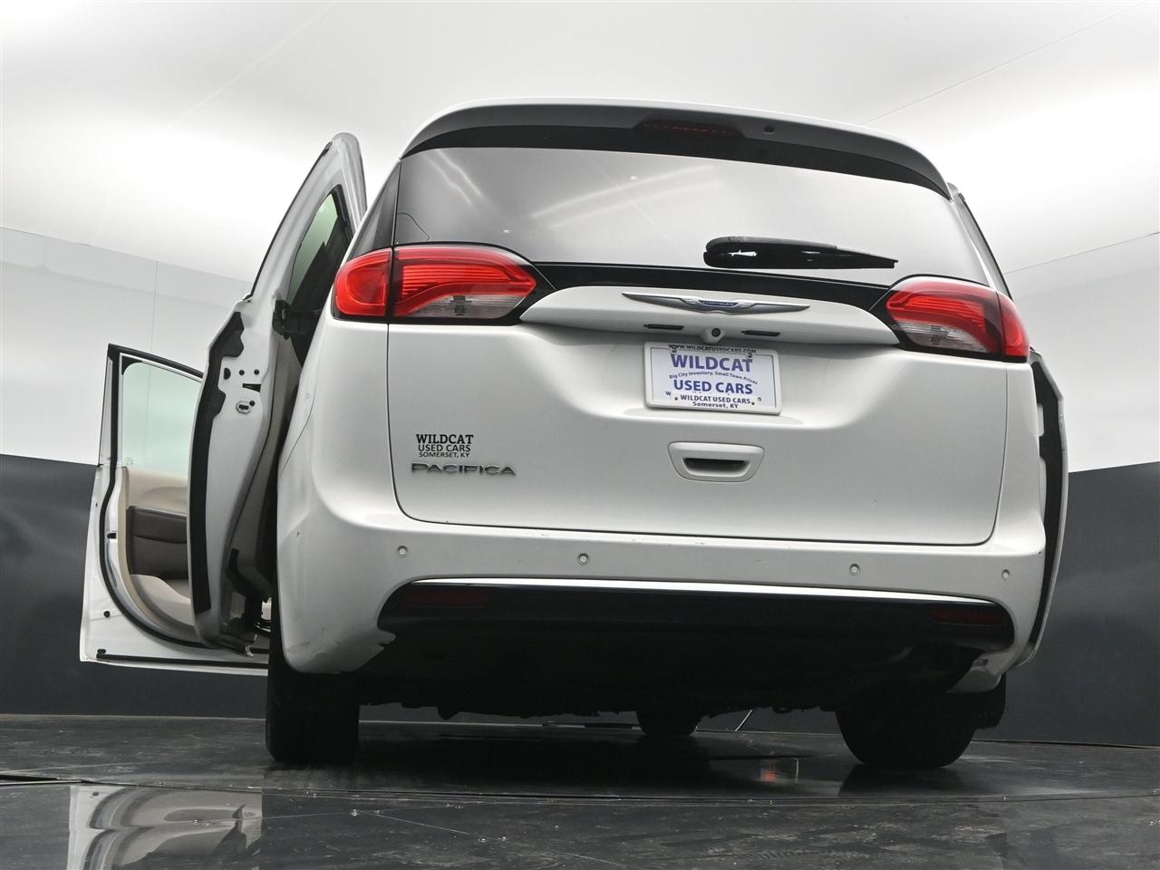 Chrysler Pacifica Touring-L 2018