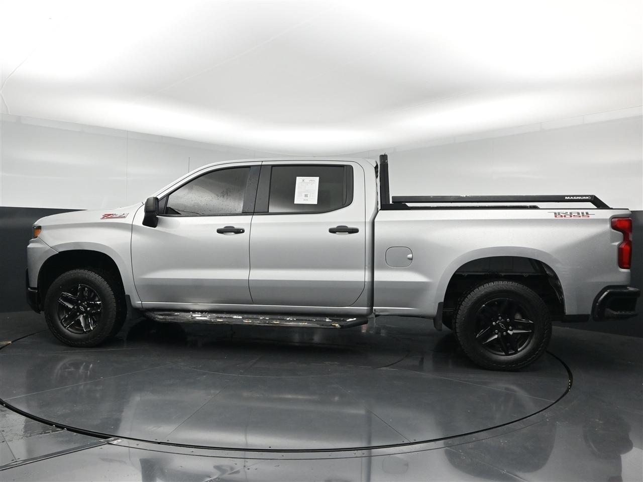 Chevrolet Silverado 1500 Custom Trail Boss Crew Cab Long Box 4WD 2019