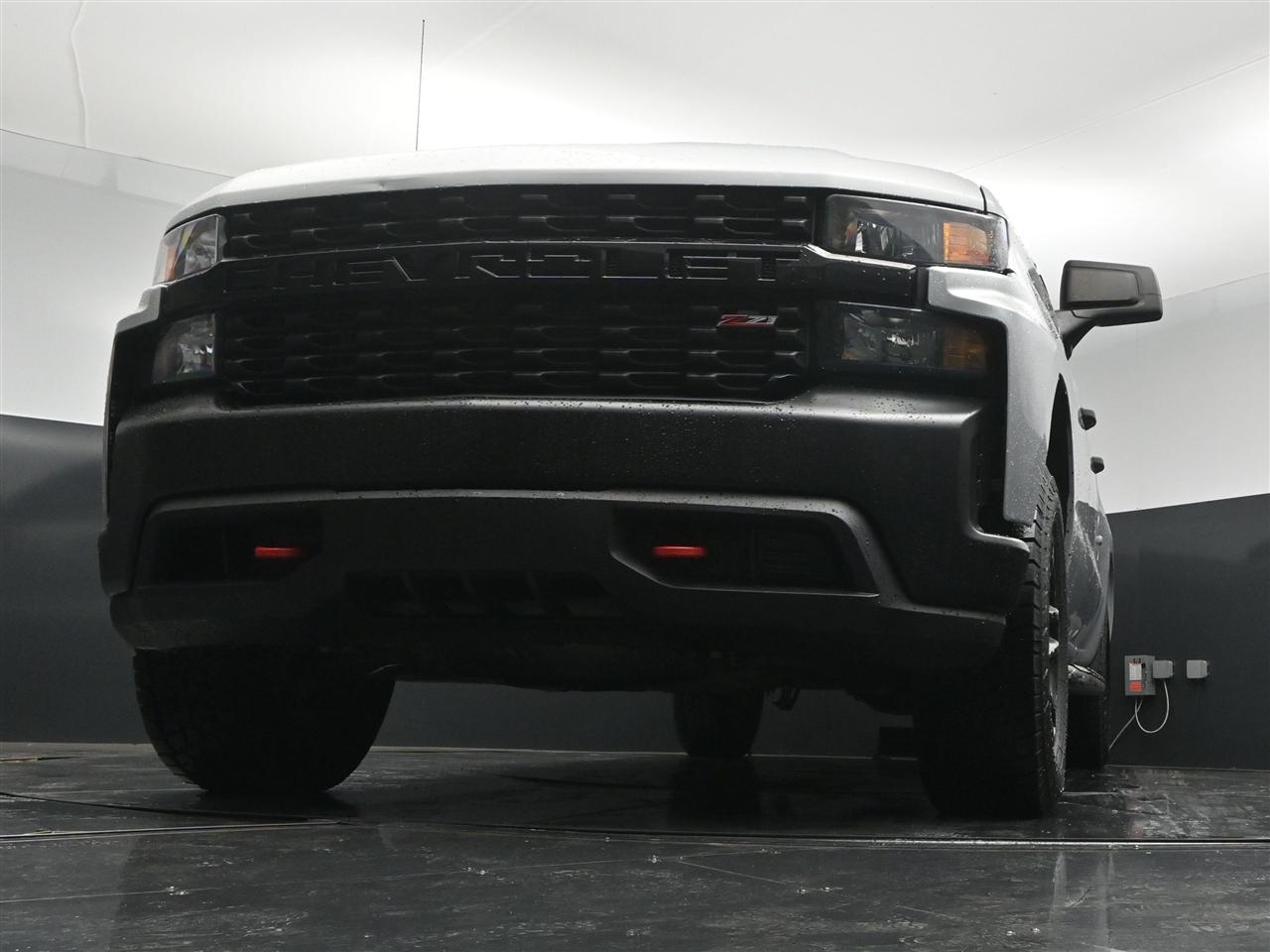 Chevrolet Silverado 1500 Custom Trail Boss Crew Cab Long Box 4WD 2019