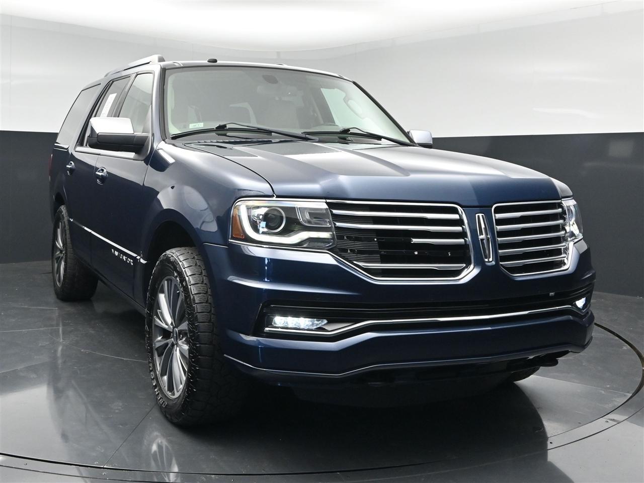 2017 Lincoln Navigator Select 4WD