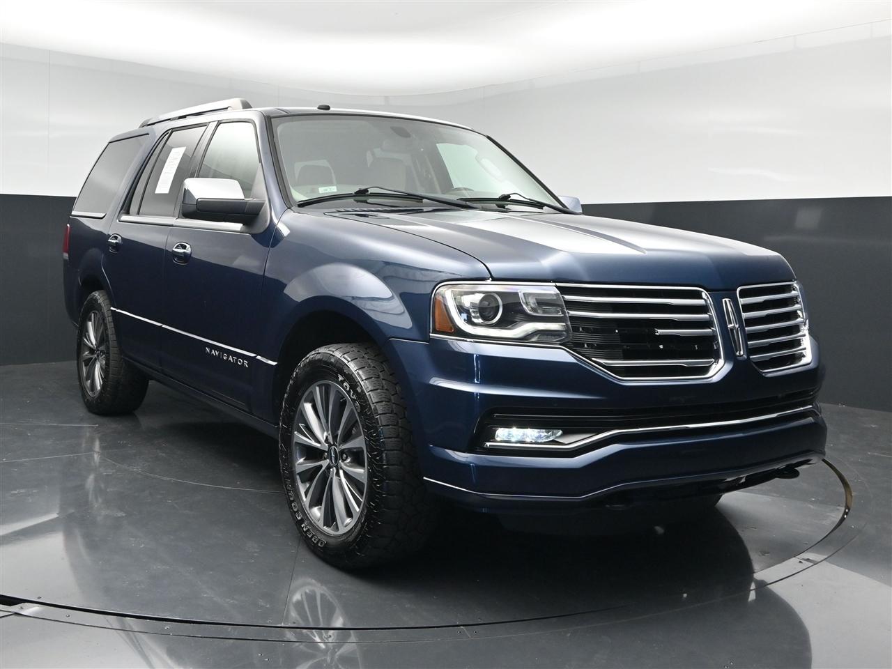 Lincoln Navigator Select 4WD 2017
