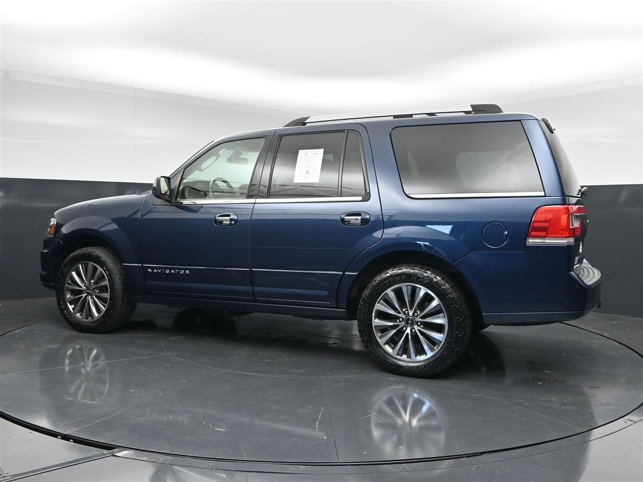 Lincoln Navigator Select 4WD 2017