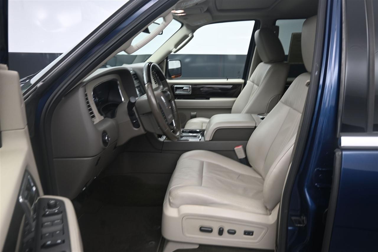 Lincoln Navigator Select 4WD 2017