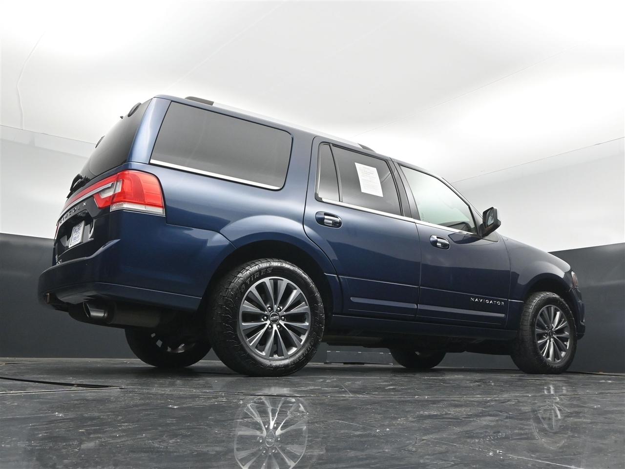 Lincoln Navigator Select 4WD 2017