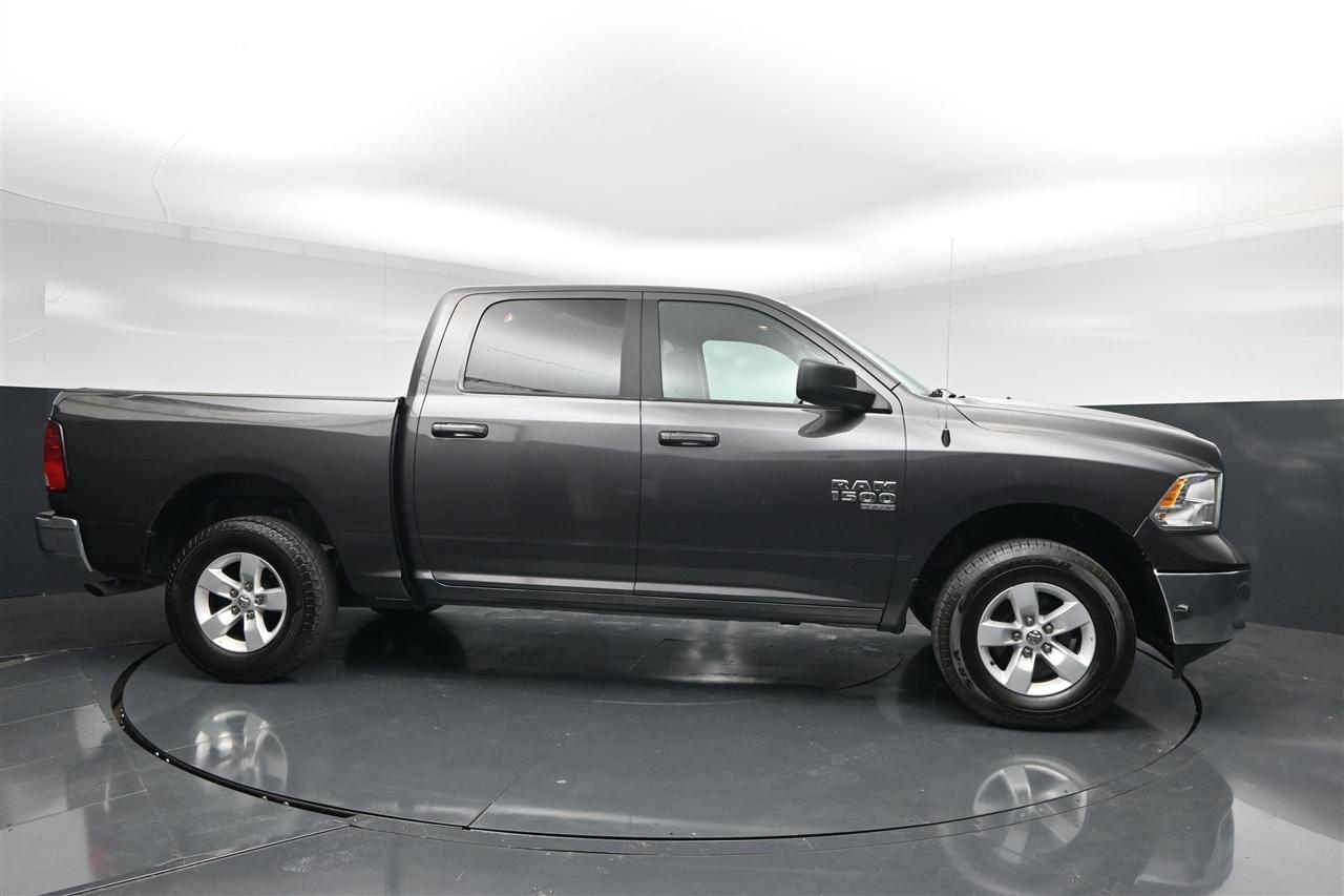RAM 1500 Classic Tradesman Crew Cab SWB 4WD 2021