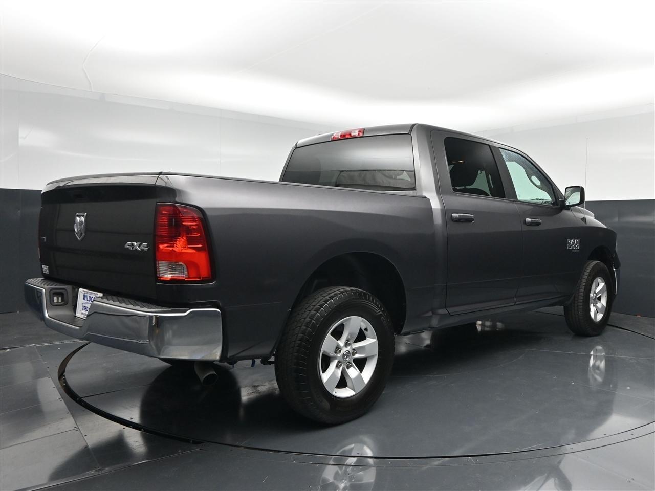 RAM 1500 Classic Tradesman Crew Cab SWB 4WD 2021