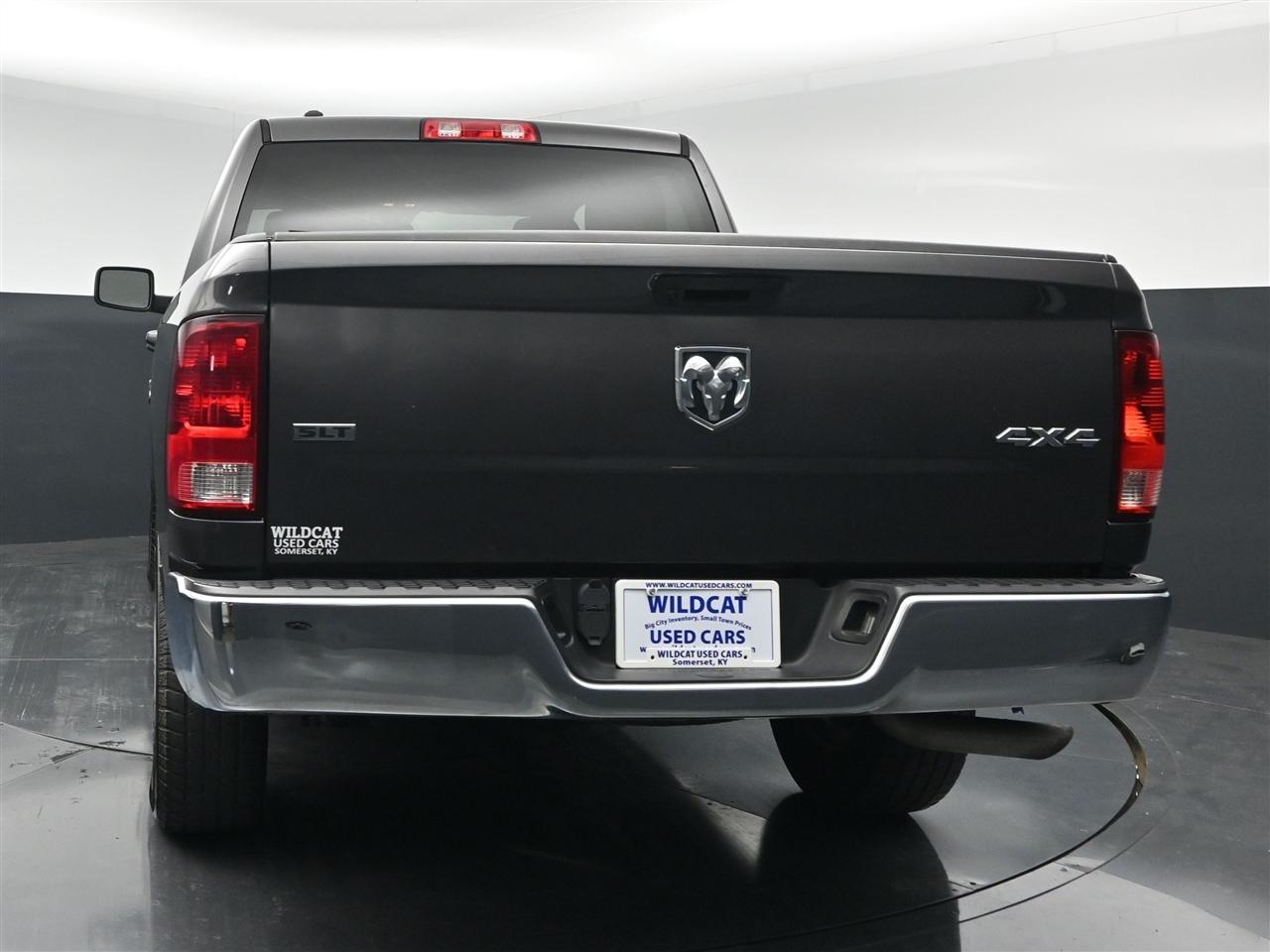 RAM 1500 Classic Tradesman Crew Cab SWB 4WD 2021