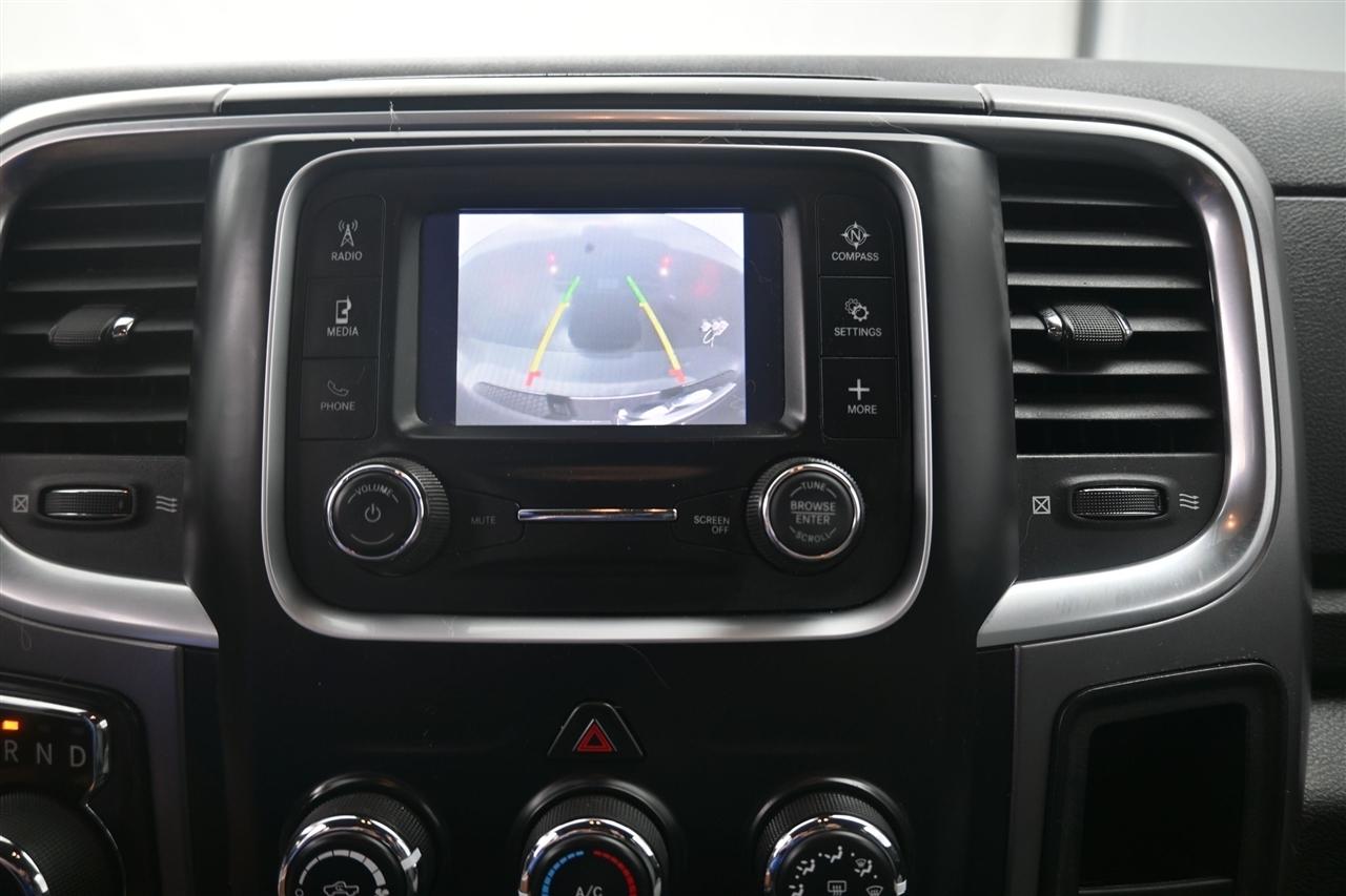 RAM 1500 Classic Tradesman Crew Cab SWB 4WD 2021