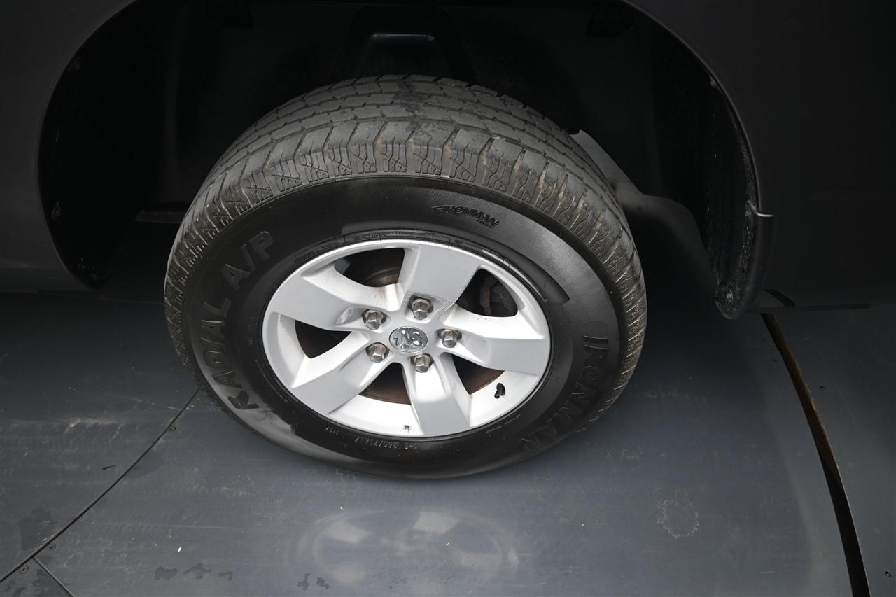 RAM 1500 Classic Tradesman Crew Cab SWB 4WD 2021