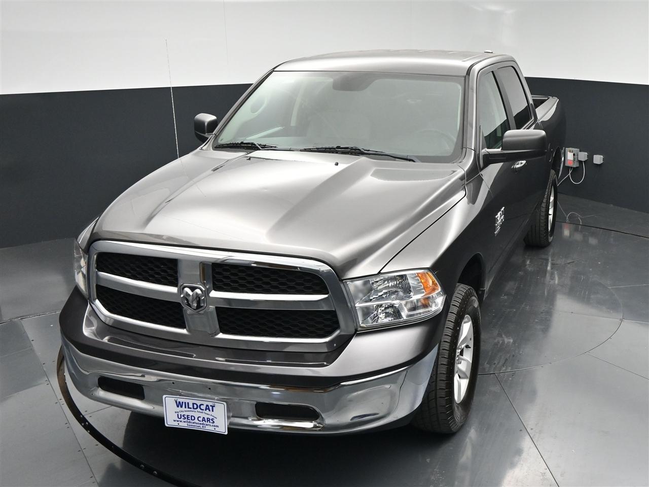 RAM 1500 Classic Tradesman Crew Cab SWB 4WD 2021