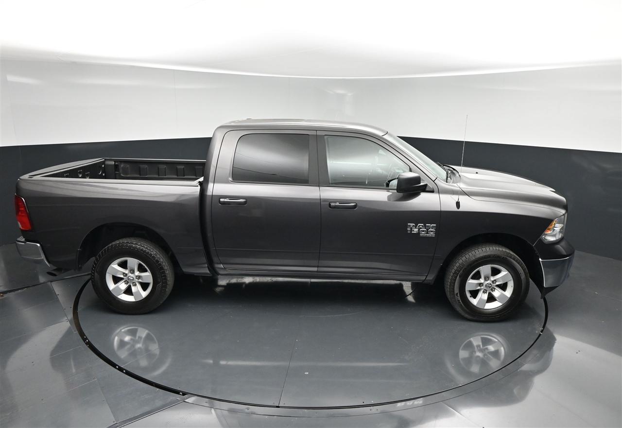 RAM 1500 Classic Tradesman Crew Cab SWB 4WD 2021