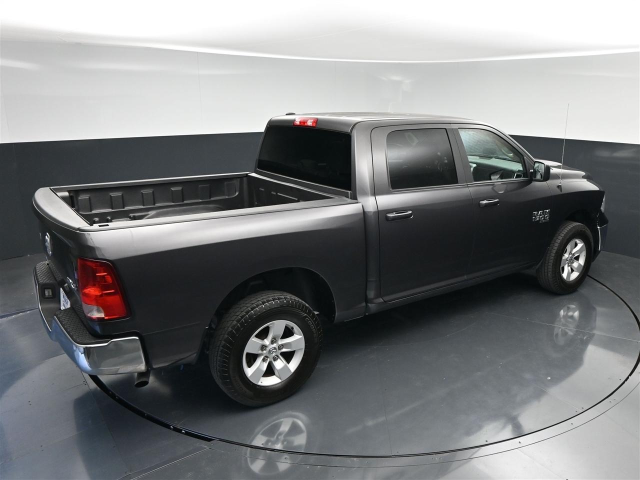RAM 1500 Classic Tradesman Crew Cab SWB 4WD 2021